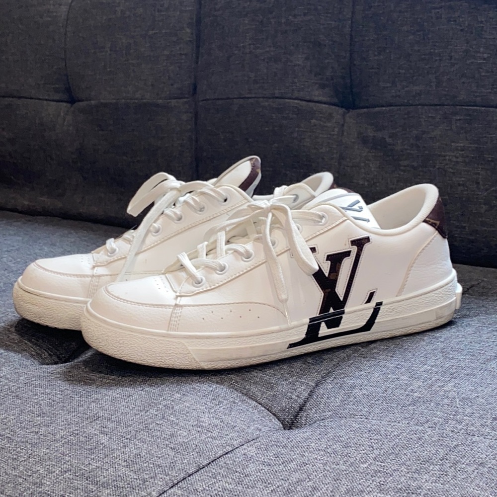 AUTHENTIC Louis Vuitton Sneakers